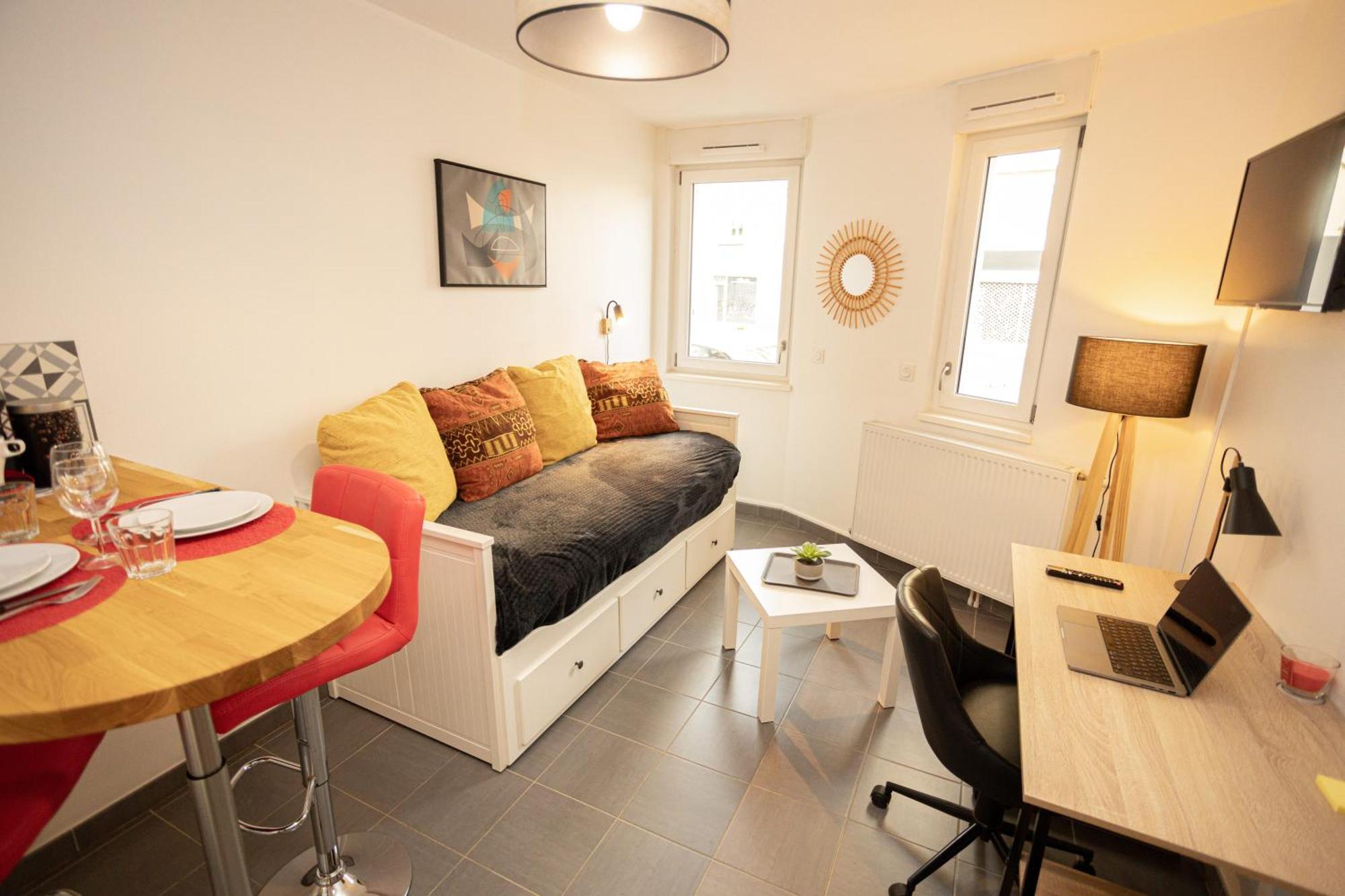 Studio Premium Arrivee Autonome 24S24H Troyes Zewnętrze zdjęcie