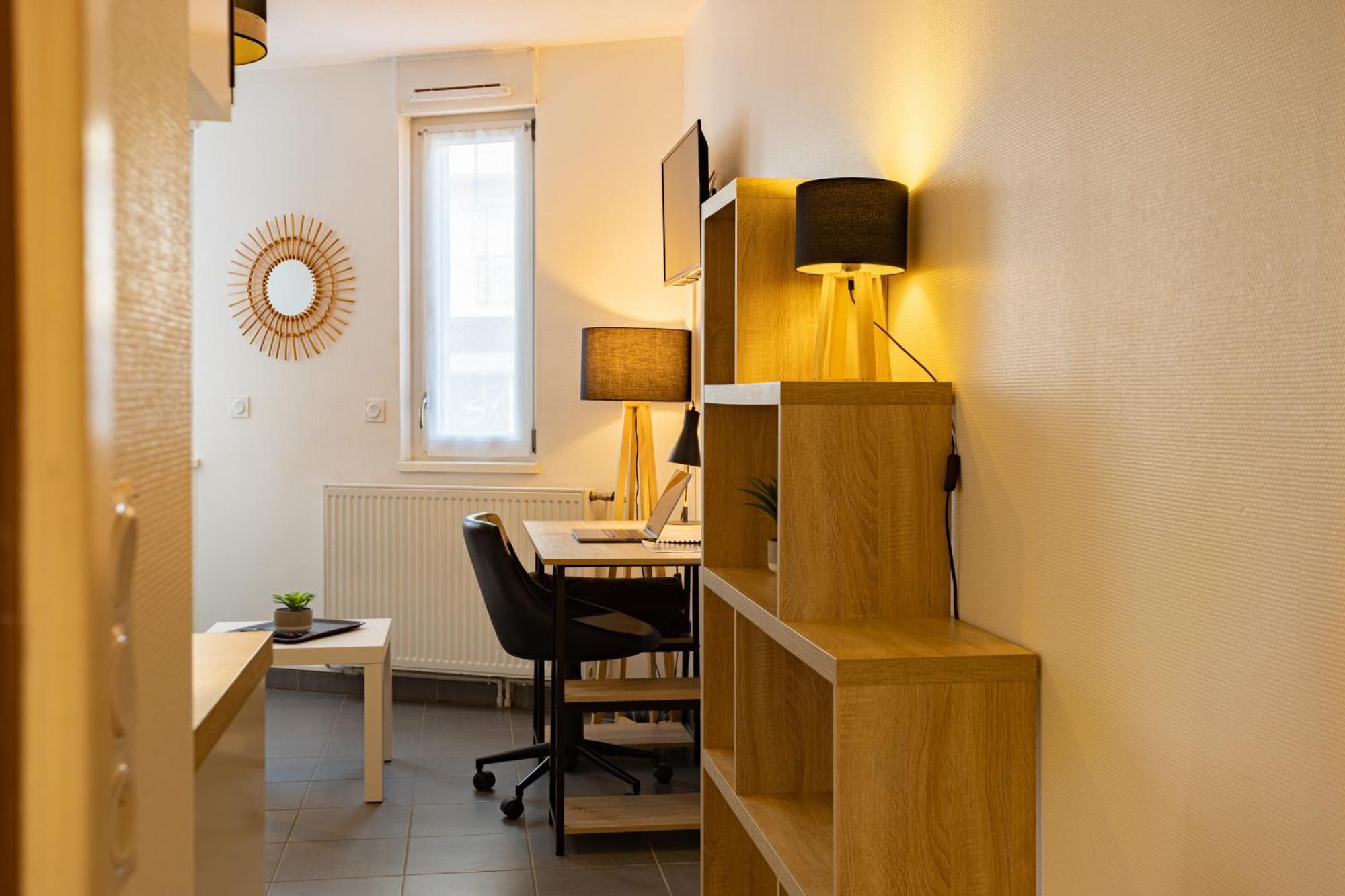 Studio Premium Arrivee Autonome 24S24H Troyes Zewnętrze zdjęcie